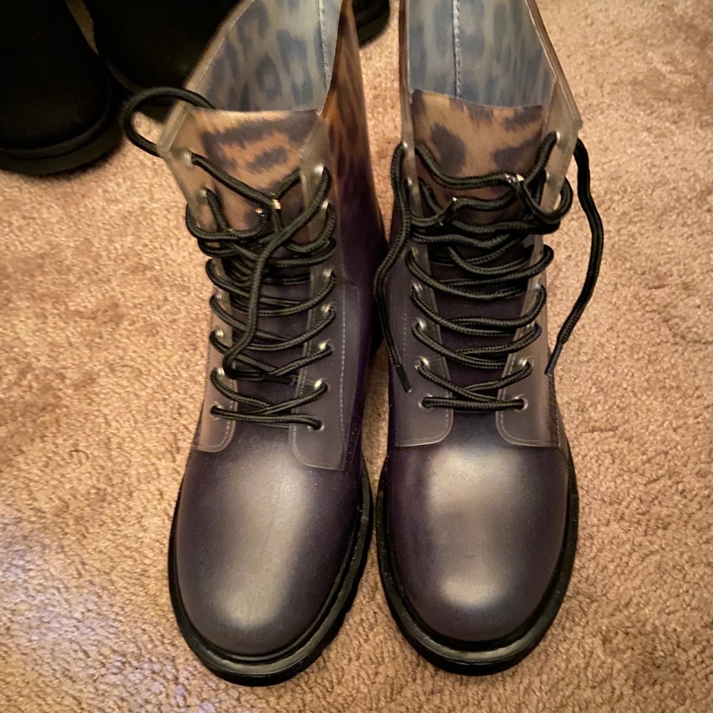 Leopard print clear rain boots size 9 worn once